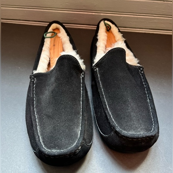 UGG Men's ASCOT Casual Comfort Slipper Size 11 Loafers BLACK 1101110 Moccasins - Picture 10 of 11